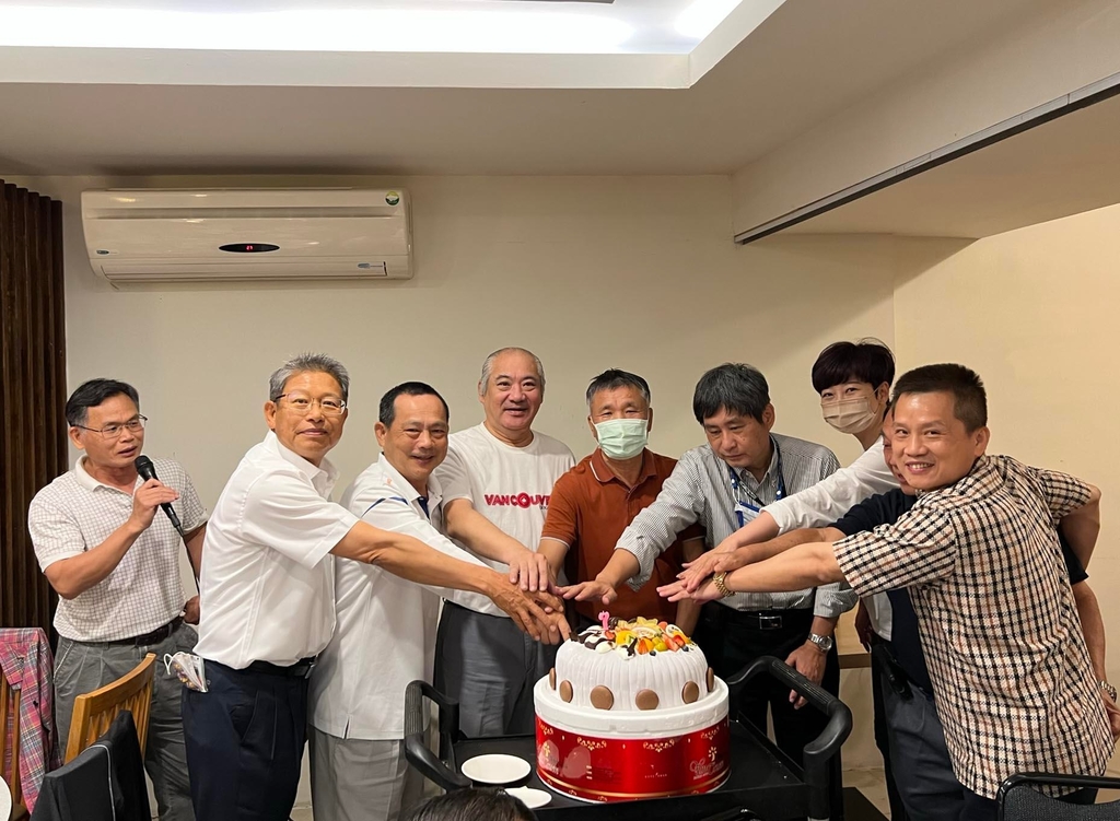 負責人聯誼暨慶生餐會+建築二勢力聯誼 111-04-12 (4月)