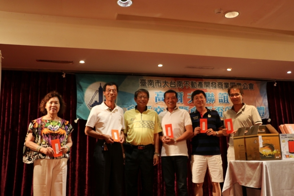 高爾夫球隊-高球-第12、13屆球隊會長交接 106-05-24009