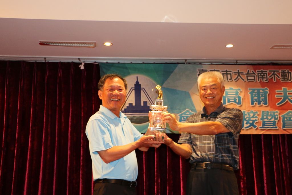 高爾夫球隊-高球-第12、13屆球隊會長交接 106-05-24014