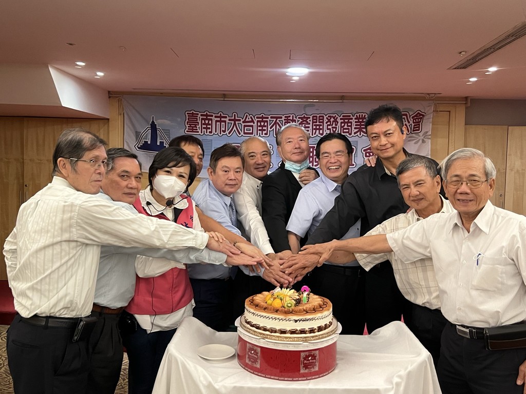 負責人聯誼暨慶生餐會+建築二勢力聯誼 111-10-13 (10月)