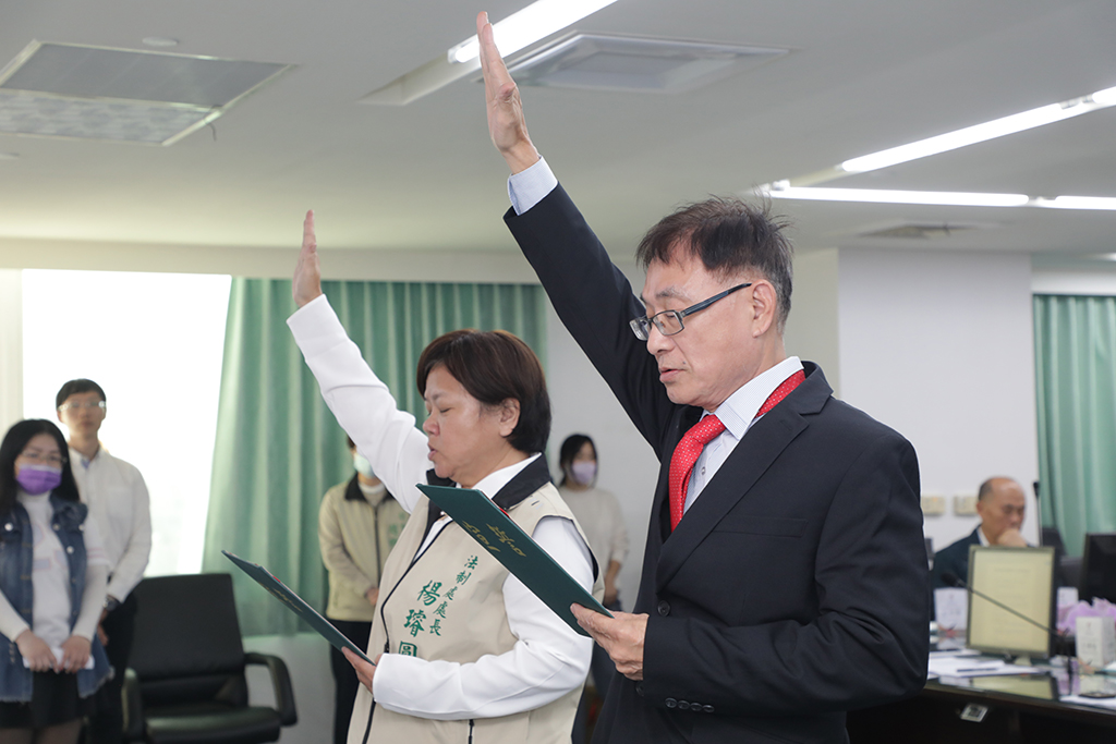 工務局長陳世仁宣誓就職