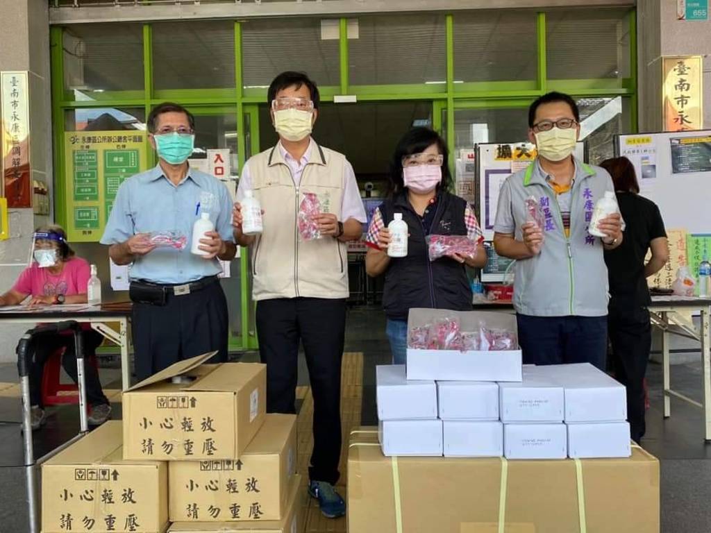 北揚建設捐贈防疫物資予三公務單位